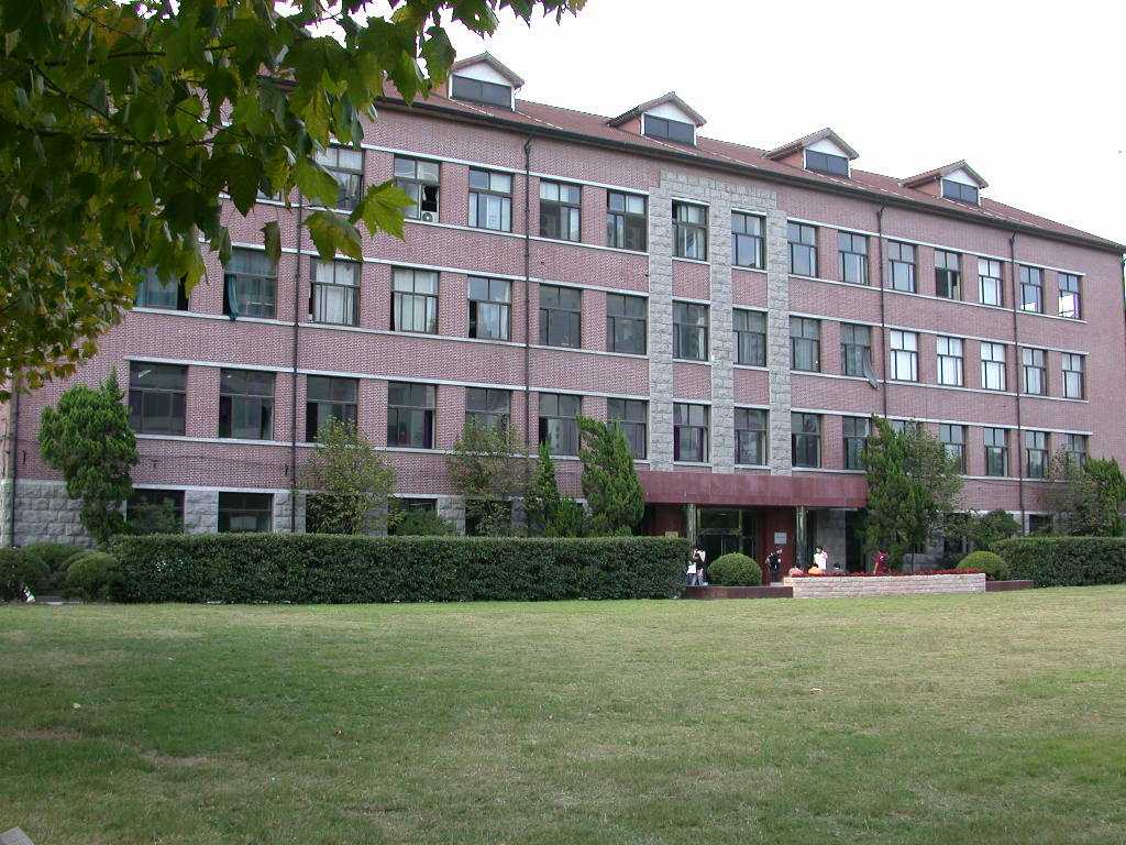 上海戏剧学院